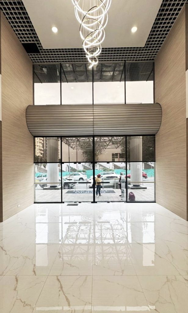 LOBBY QUITO copy